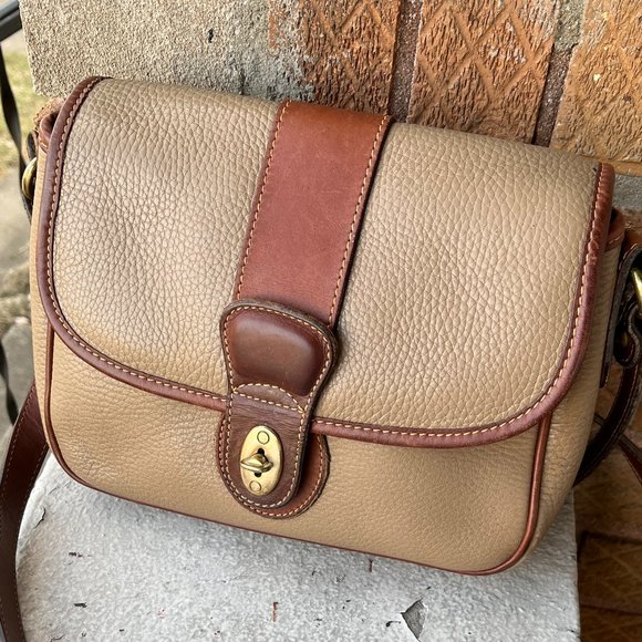 COACH Vintage USA 90s Sheridan Mayfield Handmade Taupe Pebbled Crossbody Bag - Picture 1 of 8